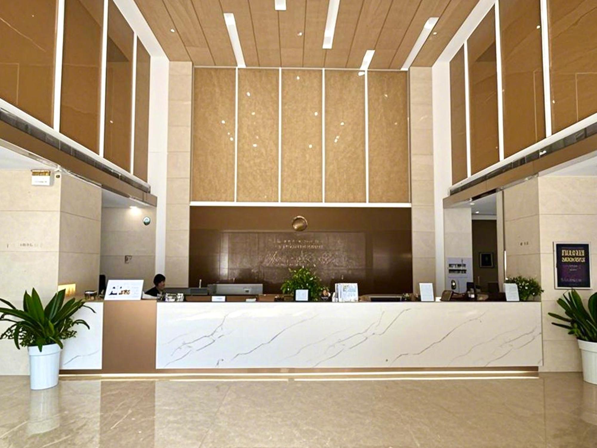 Yu Manju High-Floor Huge-Screen Audiovisual Hotel-Guangzhou Tower Zhujiang New Town Sports West Road Branch Exterior photo